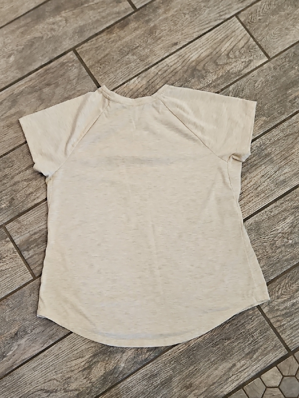 MTA Sport Cream / Tan  Womans Tee with Camper Graphic Size Large - Picture 3 of 4